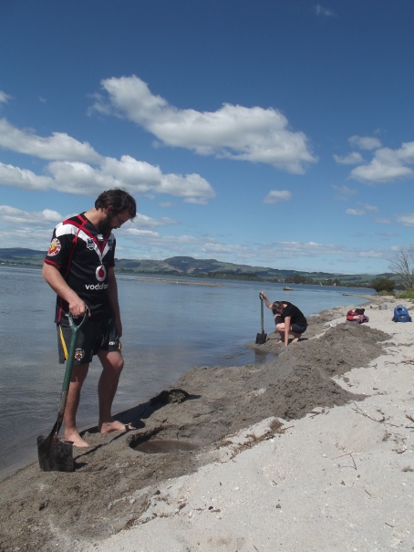 Robin and Becky (the latest Yorkshire addition to NZ) digging hot pools by Lake Rotorua